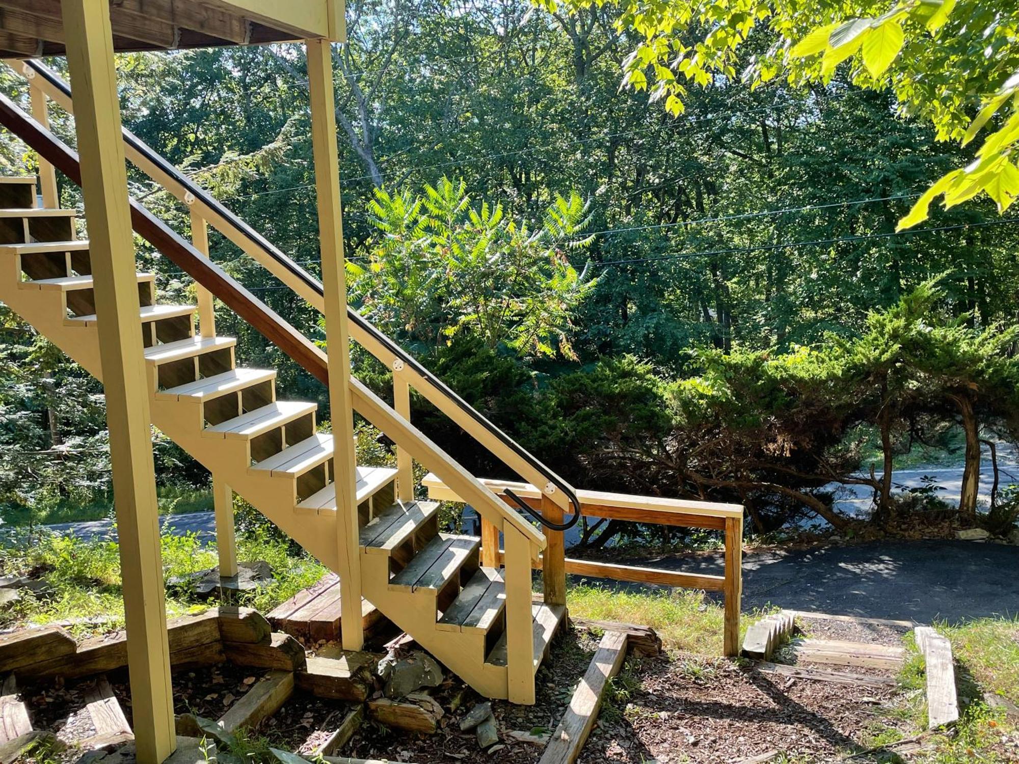 Saw Creek Cabin - Regent Hilltop Бушкилл Экстерьер фото